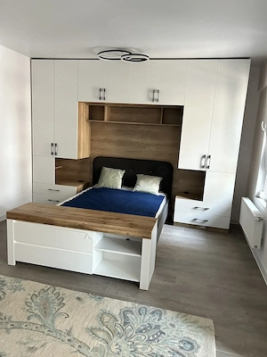 Proprietar inchiriez Garsoniera spatioasa 41 Central Address Residence - imagine 3