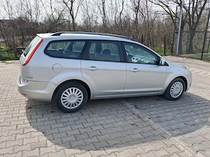 Vând ford focus 1.6 taci  - imagine 3