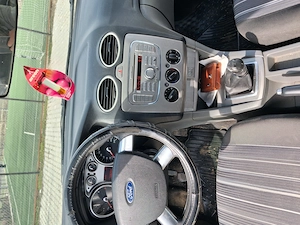 Vând ford focus 1.6 taci 