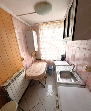 52.5oo euro, NEGOCIABIL, 3 camere, etaj 3 Micro19 - imagine 7