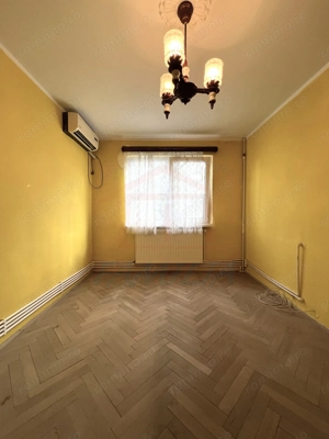 🏡 Apartament 2 camere, etaj 3, stradal – zonă excelentă Micro 40 - imagine 13