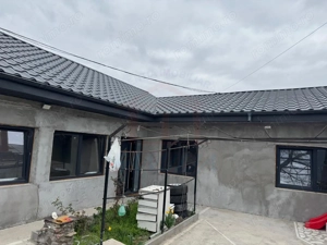 114.000 Euro- casa 3 dormitoare, 2 grupuri sanitare, zona Arcasilor - imagine 3