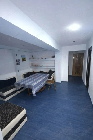 Etaj 8/10 | 78 mp total | 75.000 € negociabil - imagine 5