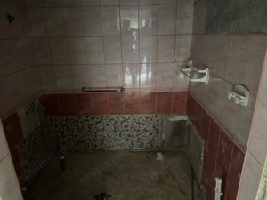 114.000 Euro- casa 3 dormitoare, 2 grupuri sanitare, zona Arcasilor - imagine 9