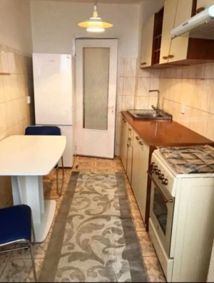Apartament 2 camere, semidecomandat, etaj 6/9  – Tiglina 2 - imagine 4