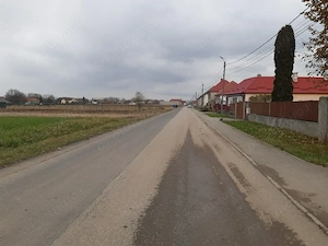 Vand teren intravilan construibil utilitati drum asfaltat central  Lunca Calnicului