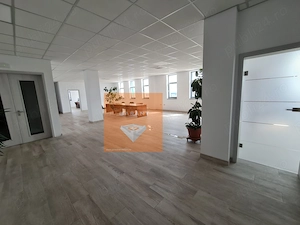 Birou in zona DN65B, suprafata 200 mp, clasa A, parcare - imagine 7
