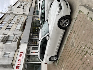 Bmw 2.0 d 2009 Alb superb Înmatriculat  - imagine 6