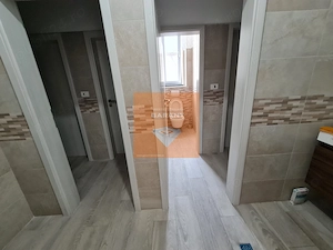 Birou in zona DN65B, suprafata 200 mp, clasa A, parcare - imagine 3