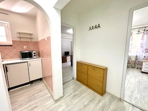 Proprietar inchiriez apartament 2 cam. Banu Maracine recent renovat - imagine 4