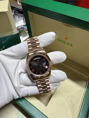 Vand Rolex daydate AUTOMATIC de 41 mm - full box