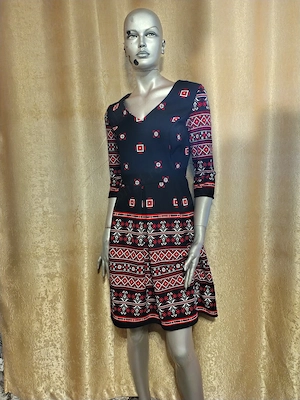 Rochie cu motive traditionale - mar. 42