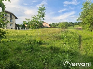 Teren intravilan de vanzare in Campina - Zona Muscel