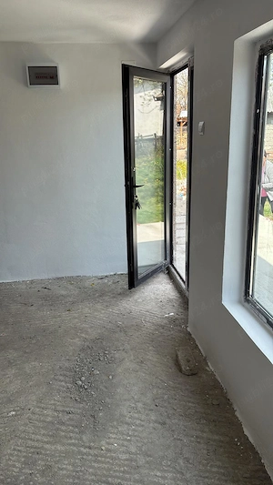 Casa nouă în zona de deal  - imagine 4