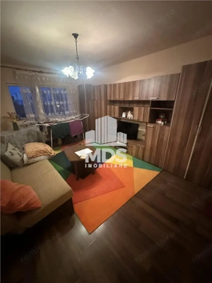 Decomandat, mobilat si utilat la etajul 3