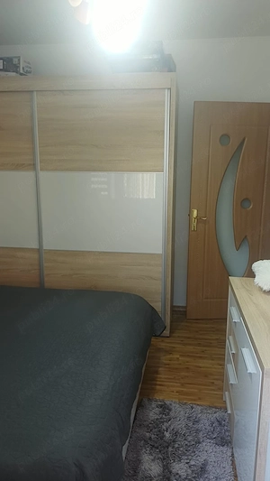 Vând apartament 3 camere Mioveni  - imagine 3