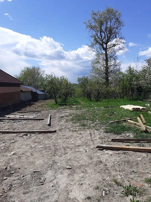 Teren intravilan de vanzare - imagine 4