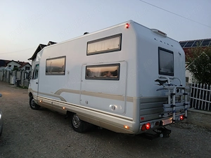 Autorulota Laika 5 persoane - imagine 3