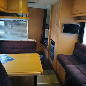 Autorulota Laika 5 persoane - imagine 7