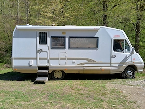 Autorulota Laika 5 persoane - imagine 5