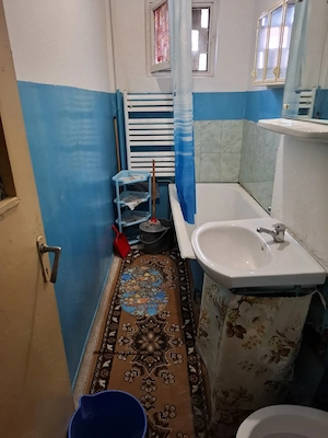 Vând apartament cu 2 camere bloc de 4etaje la parter zona bună govandari  - imagine 5