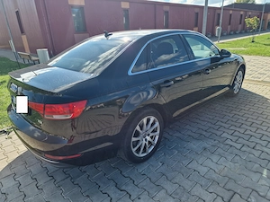 Audi A4 2.0 TDI S tronic cu doar 100.000 km la bord - imagine 8