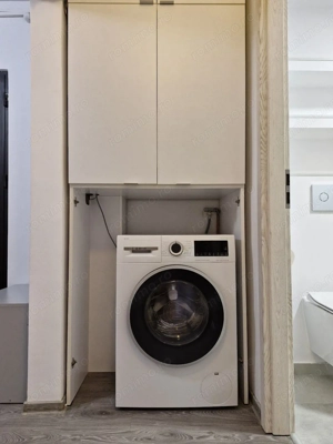 Apartament 3 camere  renovat in zona Lipovei - imagine 20