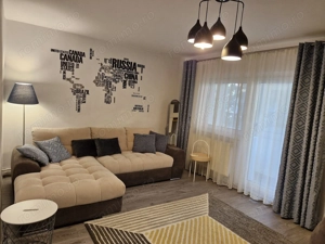 Apartament 3 camere  renovat in zona Lipovei - imagine 4