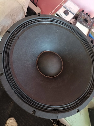 Reparații boxe ,rebobinari difuzoare pro ,hifi orice model :rcf, qsc ,tonshil, unitra,  tweetere