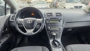 Toyota Avensis  1,6 - imagine 17