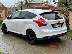 Focus 2012-1.6 benzina clasic aspirat-169.000km -Impecabil - imagine 4