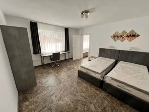 Ultracentral - Inchiriere apartament 3 camere - Str. Revolutiei - imagine 2