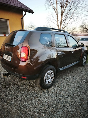Dacia Duster 2x4, an 2011 - imagine 4