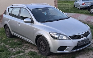 Kia Ceed facelift 2012 euro 5 - imagine 4