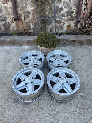 Jante RETRO Mercedes Benz, R15, Penta, W123, W124 - imagine 5