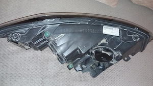 Far stg+ bară față land rover discovery sport 2014-2020  - imagine 2