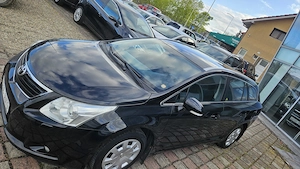 Toyota Avensis  1,6 - imagine 11