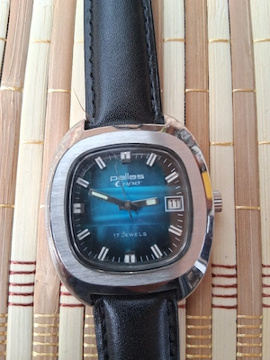 Ceasuri Pallas si Elves