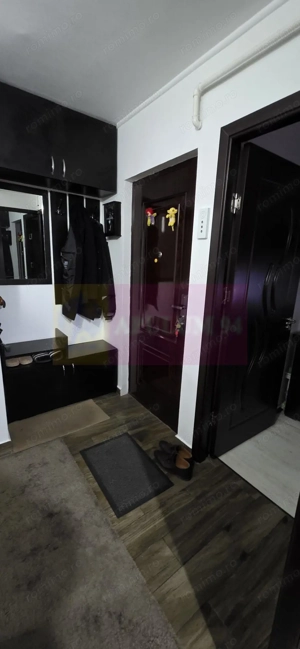 Apartament cu 2 camere de vânzare în Câmpina, zonă Central - imagine 5