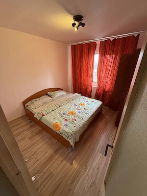 Vând apartament semidecomandat-Craiovita Nouă  - imagine 2