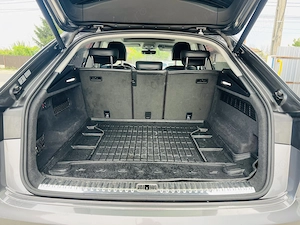 Vand AUDI Q8 Mild Hybrid 2019 - imagine 10