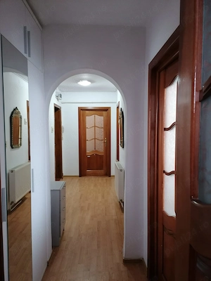 Apartament - imagine 9