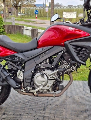 Suzuki V-Strom 650 || 7.500 km - 100% reali || 2015 || Top Case - GIVI Monokey V47 || 70 cp || TOP - imagine 5