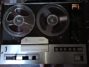 Magnetofon Philips N4414.N4418 cu amplificare si difuzoare incorporate  - imagine 5