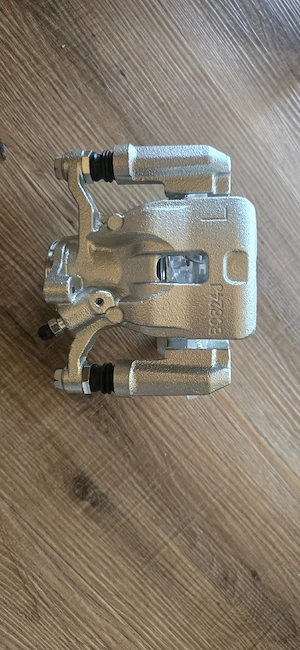 Etrier de frână spate pentru Toyota Corolla