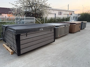 jacuzzi piscine ciubăr