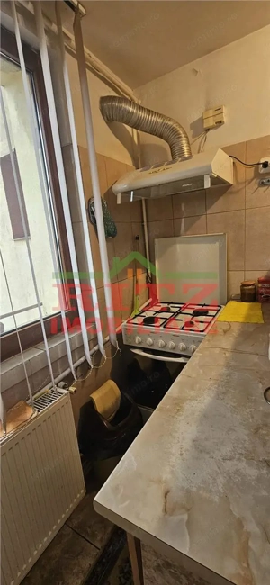 APARTAMENT 3 CAMERE CENTRAL - imagine 8