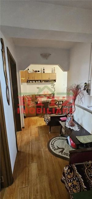 APARTAMENT 3 CAMERE CENTRAL - imagine 5