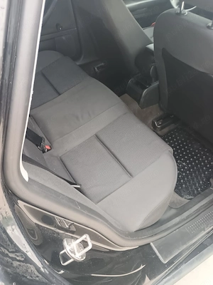  Vând Audi A4,1.9,diesel,quattro  - imagine 4