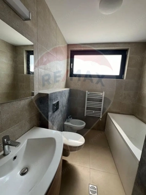 Casă / Vilă 5 camere în zona Nord - imagine 7
